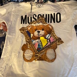 Moschino T-shirt